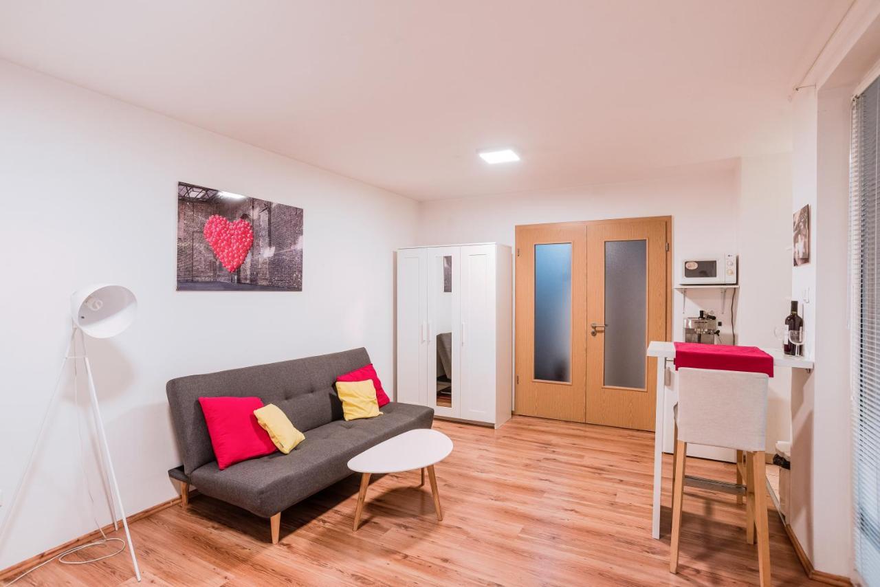 Central Studio Boulevard Budapest Exterior foto